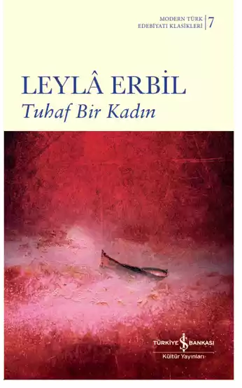Tuhaf Bir Kadın – Sert Kapak kapağı