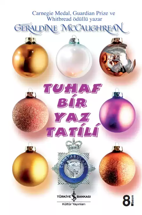 Tuhaf Bir Yaz Tatili kapağı